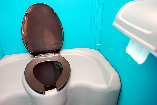 Best Porta potty rental near me  in Ttapoisett Center, MA